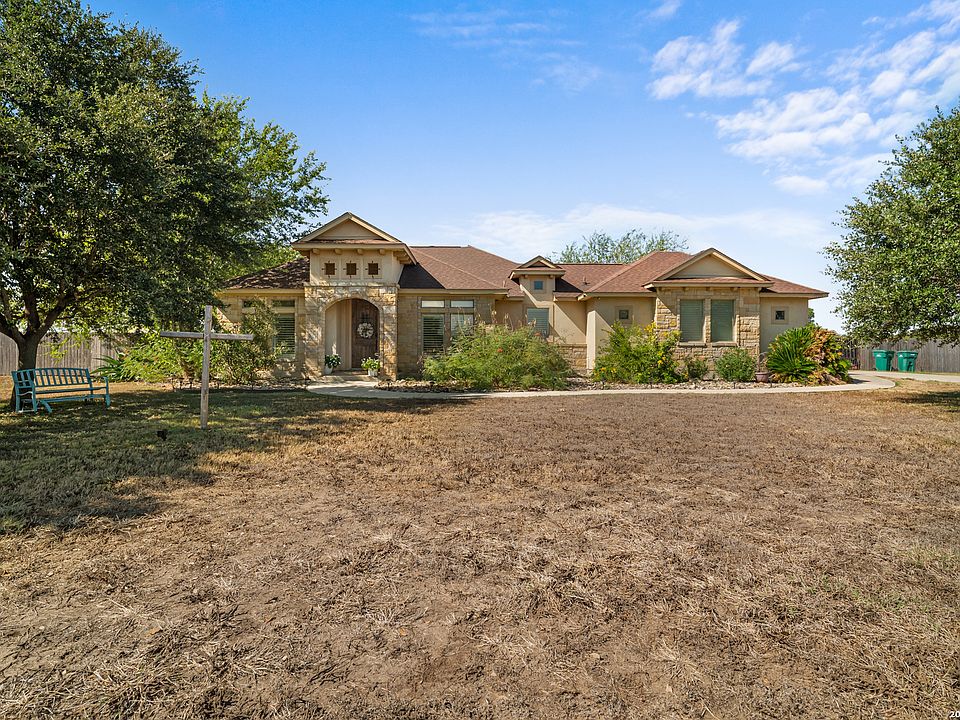 1st image of 17915 ROCKYS CIR