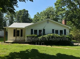 6 Atkins St, Arden, NC 28704