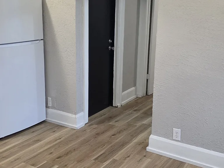 1230 Auburn Ct — Photo 19