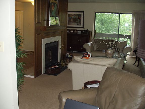 3rd image of 3050 Pheasant Creek Dr APT 209