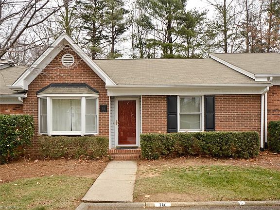 2nd image of 16 Brandy Dr