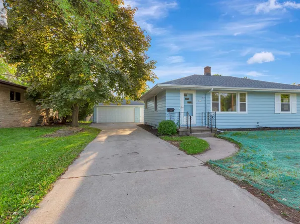 1625 Wisconsin St, Oshkosh, WI 54901