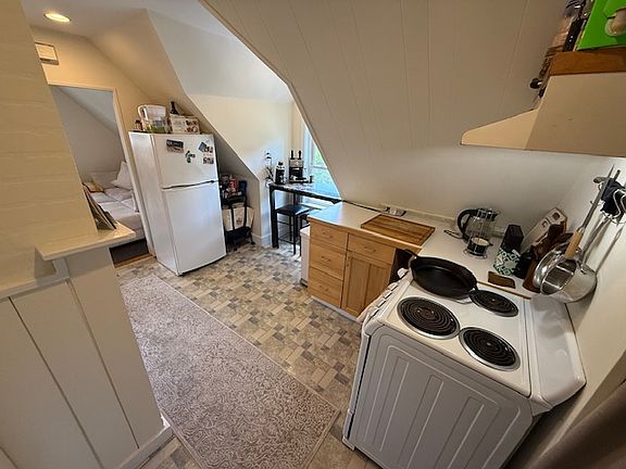 4th image of 30 Seattle St #3