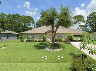 975 Pyracantha St NW, Palm Bay, FL 32907
