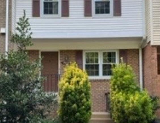 2nd image of 5892 Langton Dr