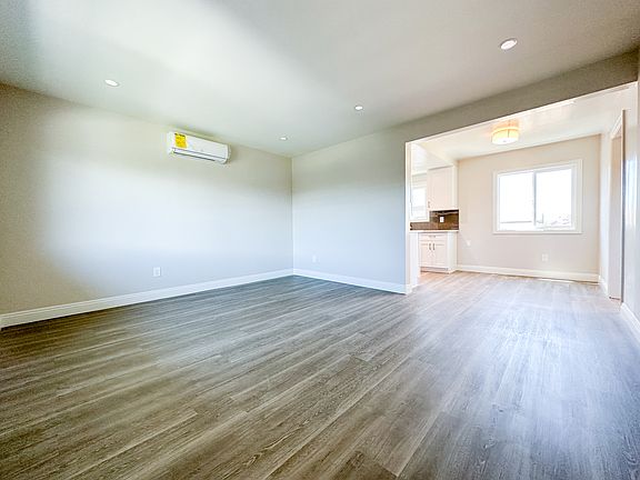 4th image of 916 S Marguerita Ave #816-19