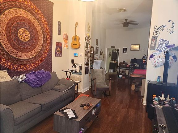 3rd image of 2433-35 E Saint Roch Ave