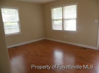 907 Miller Ave, Fayetteville, NC 28304