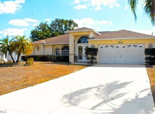 4915 Bywood St, Lehigh Acres, FL 33971