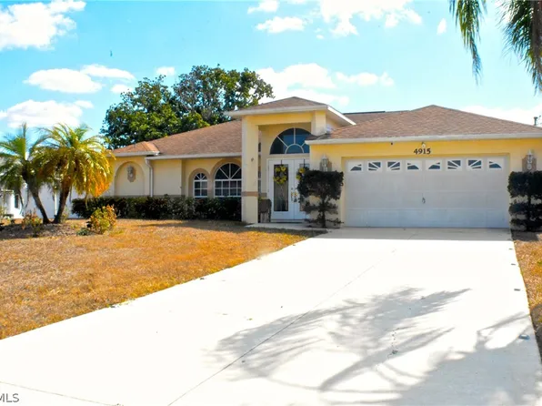 4915 Bywood St, Lehigh Acres, FL 33971