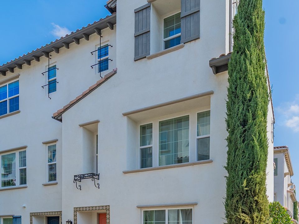 1st image of 15926 Ellington Way