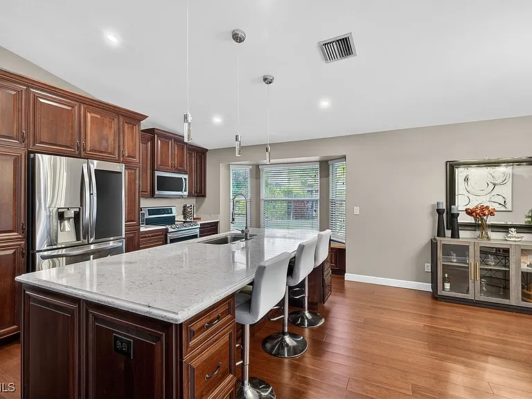 18015 Horseshoe Bay Cir — Photo 9