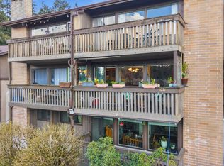 1021 Old Lillooet Rd, North Vancouver, BC V7J 3H6