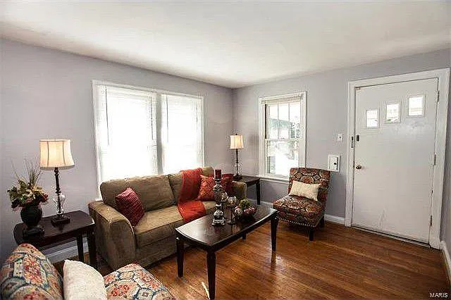 3 bed, 1400 sqft, $2,250 — Photo 4
