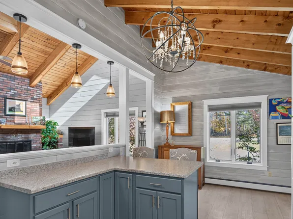 340 Hudson Rd, Glenburn, ME 04401