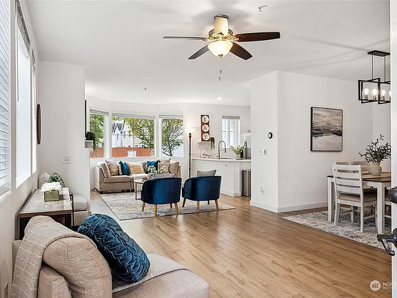 3rd image of 2310 Simmons Street #A
