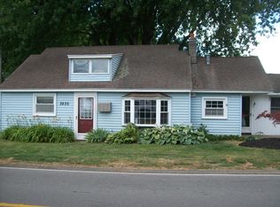 3235 Edgemere Dr, Greece, NY 14612