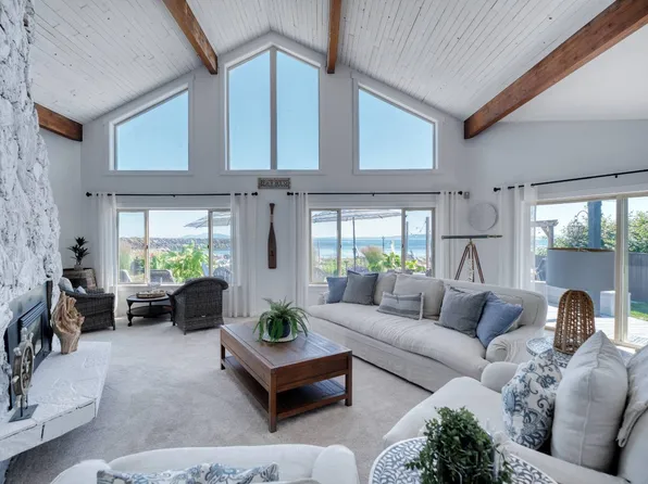 1657 Edwards Dr, Point Roberts, WA 98281