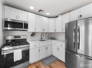 124 3rd St, Middlesex, NJ 08846