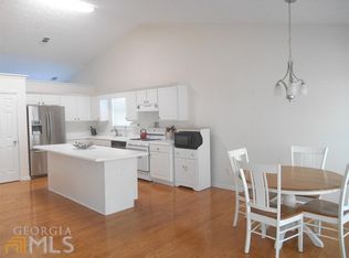 2850 Meridian Dr, Dacula, GA 30019