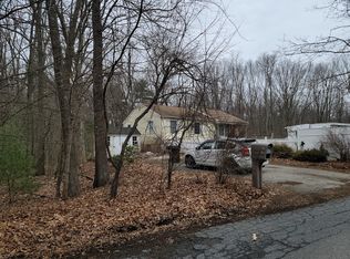 40 Maple St, Auburn, MA 01501