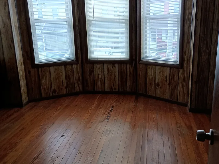 1619 W Tilghman St — Photo 8