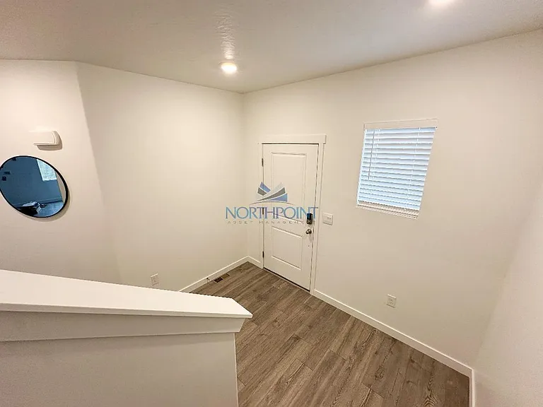 3377 W 800 N — Photo 9