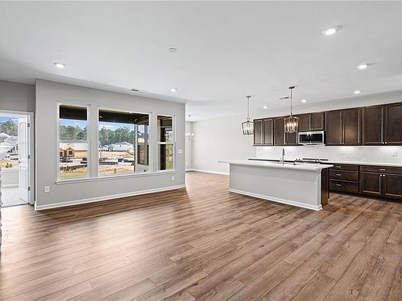 7th image of this home