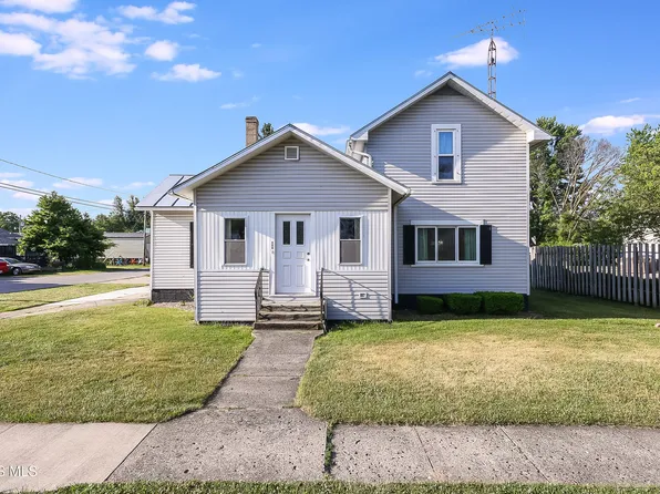 206 W Main St, Fayette, OH 43521