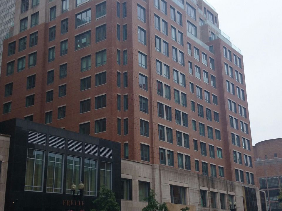 2nd image of 776 Boylston St Ph 1B
