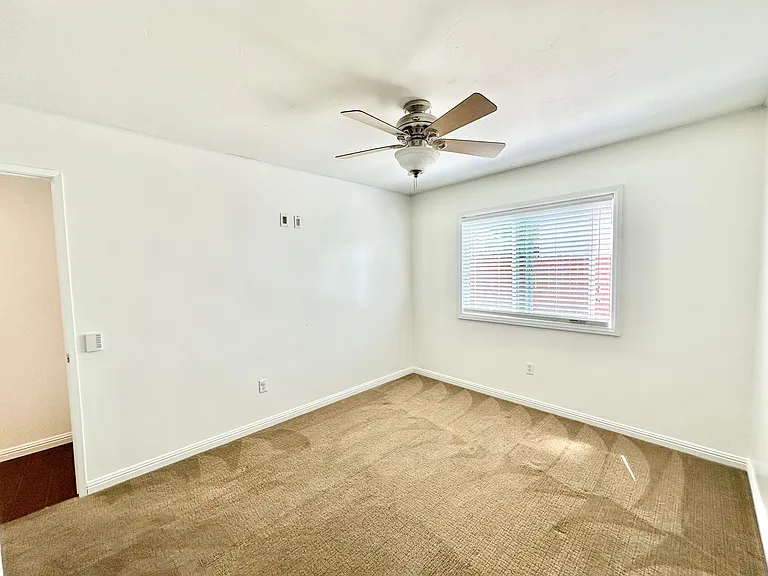 1415 Henshaw Rd — Photo 41