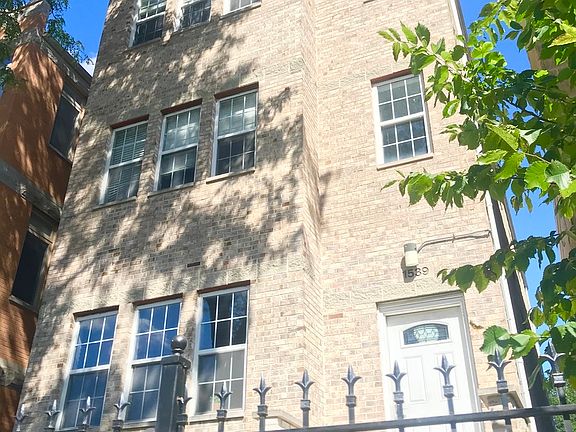 2nd image of 1539 N Campbell Ave