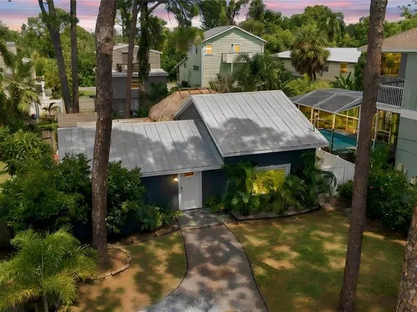 839 FLORIDA AVENUE, PALM HARBOR, FL 34683