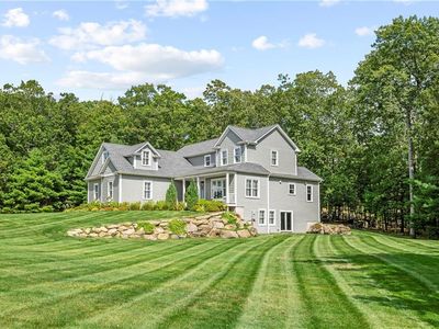 64 Knight View Dr, West Greenwich, RI, 02817