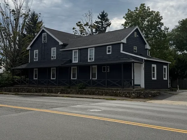 847 Pearl St, Brockton, MA 02301