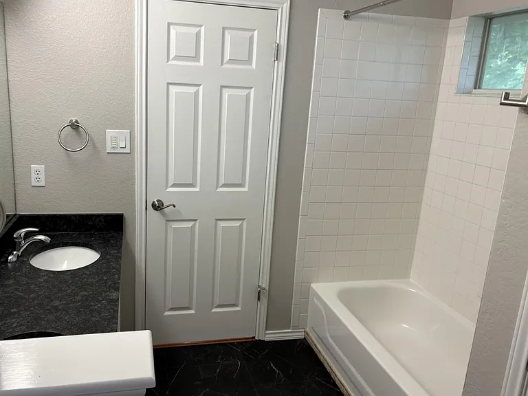14707 Single Trce — Photo 17