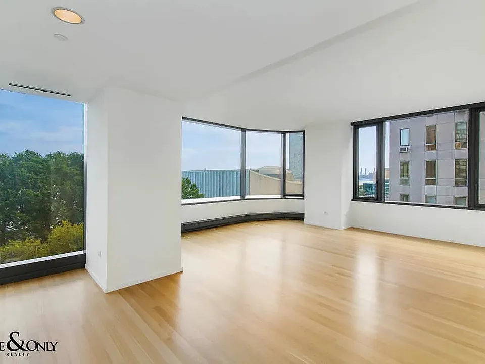 345 E 46th St #5A