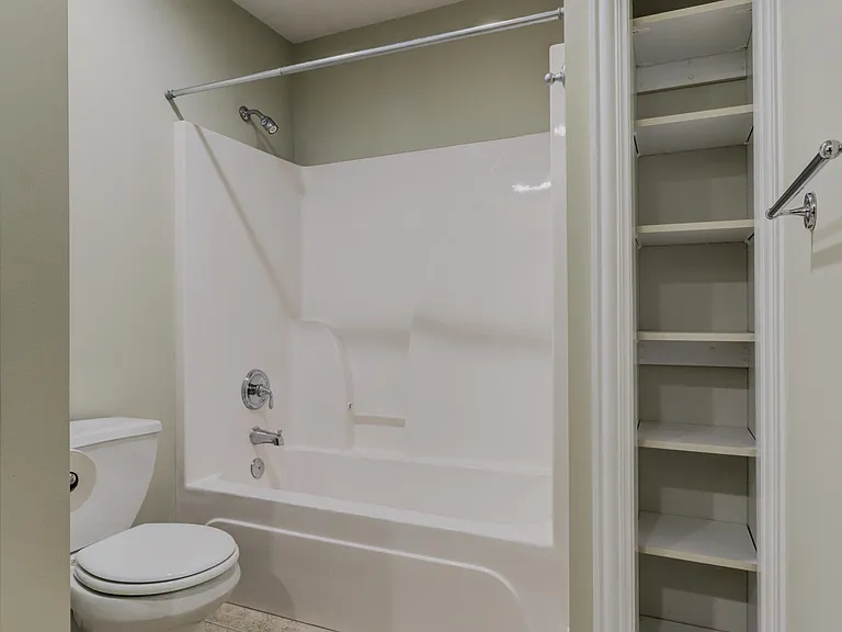 2612 Face Rock Ct — Photo 25