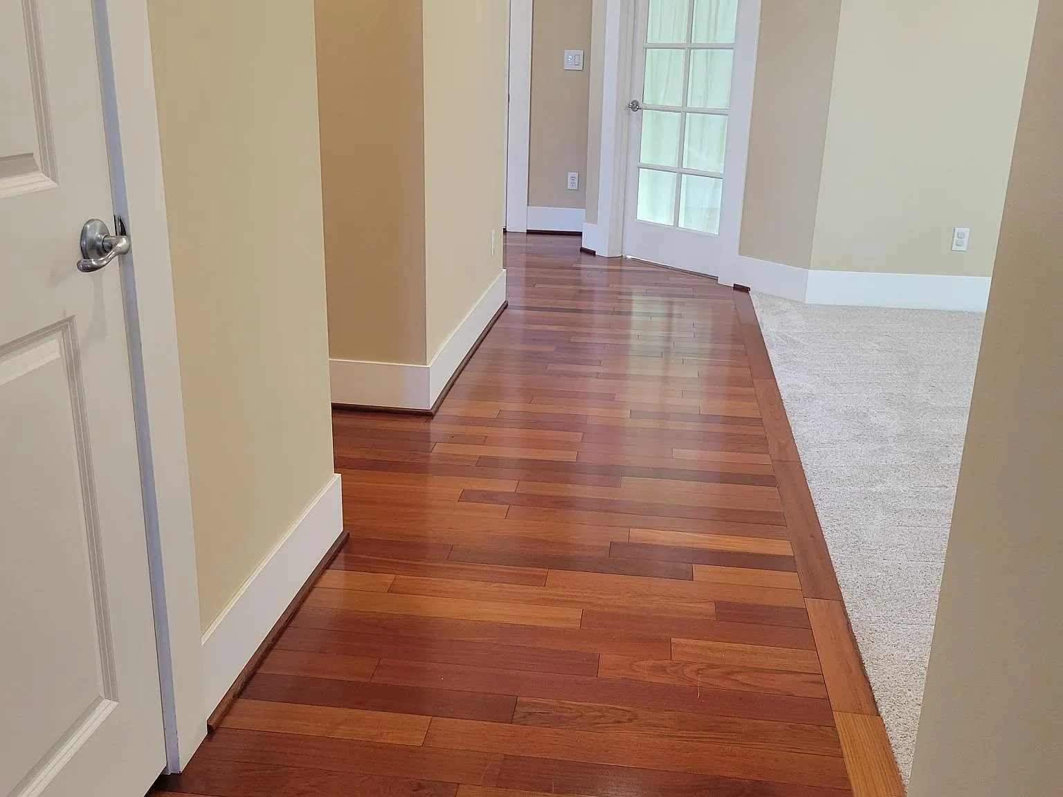 4 bed, 2.5 bath, 2330 sqft, $3,975 — Photo 4