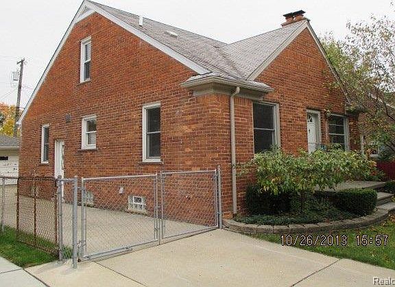 2nd image of 15029 White Ave