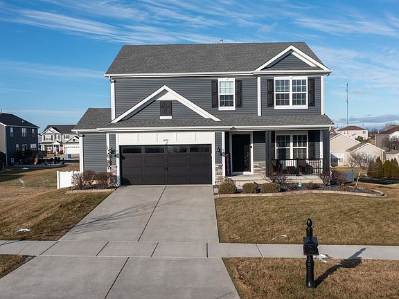 4th image of 13496 Edgewood Ct