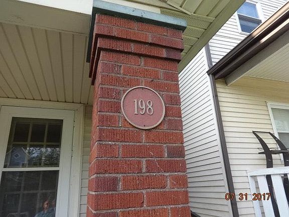 2nd image of 198 E Blake Ave
