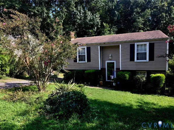 6521 S Stevens Hollow Dr, Chesterfield, VA 23832