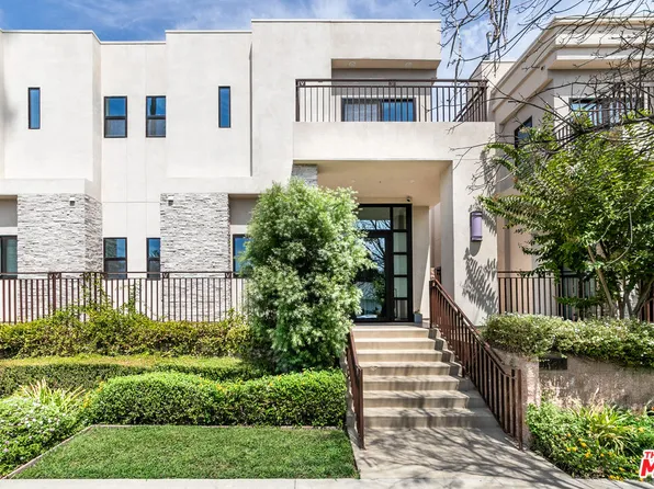 18723 Redwing St, Tarzana, CA 91356
