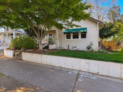 1818 Chestnut St, Redding, CA, 96001