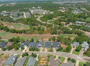 3208 Walnut Creek Ct, Bryan, TX 77807