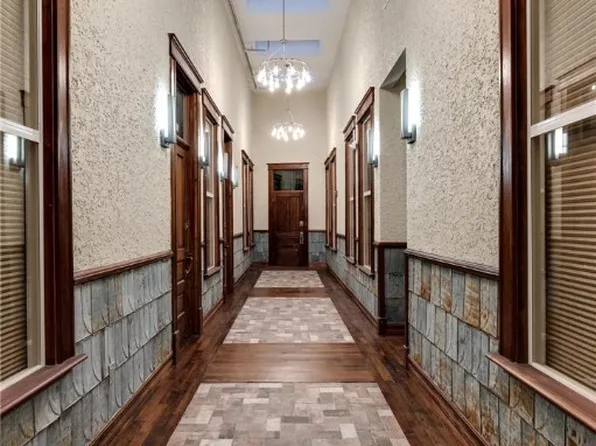 2278 1st St APT 204, Fort Myers, FL 33901