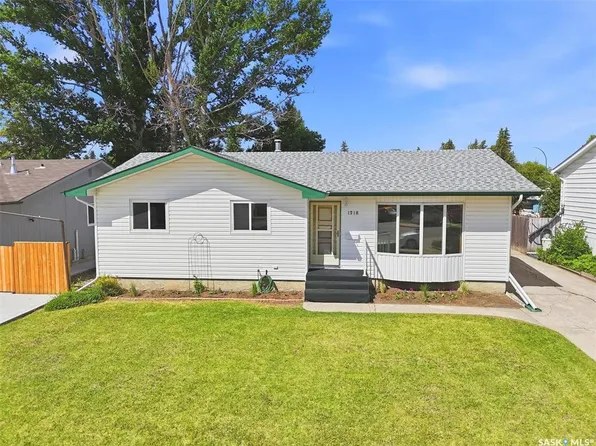 1218 MOSS AVENUE, Saskatoon, SK S7H 5A6