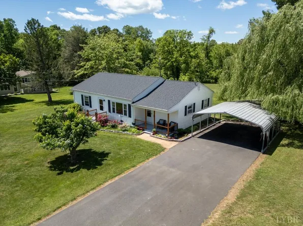 85 Crozier Dr, Lynchburg, VA 24502