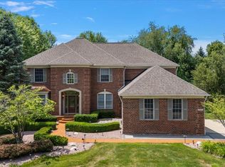 8507 Newbury Ct N, Canton, MI 48187